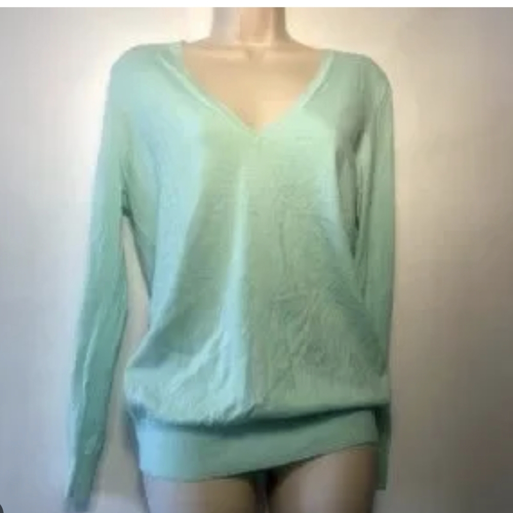 APPELRATH CUPPER CASHMERE Elegant Mint V-Neck Sweater for Women‎